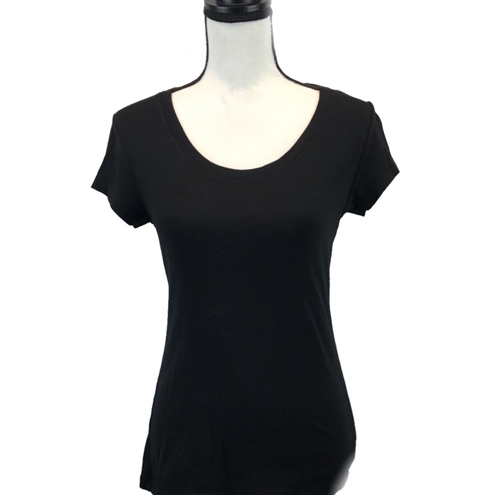 FREE WITH ANOTHER ITEM Cynthia Rowley Black TShirt